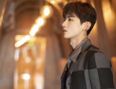 开云体育-奥运前哨战，猛龙狙击绿军，霸权崩坍与新生代崛起