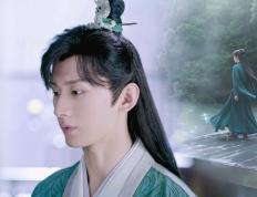 开云体育中国-极速狂飙与禁区风暴，当F1引擎轰鸣遇见国王终结鹈鹕