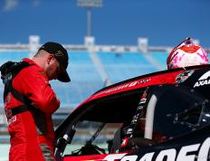 开云体育登录-威廉姆斯力克迈凯伦，周冠宇高光表现