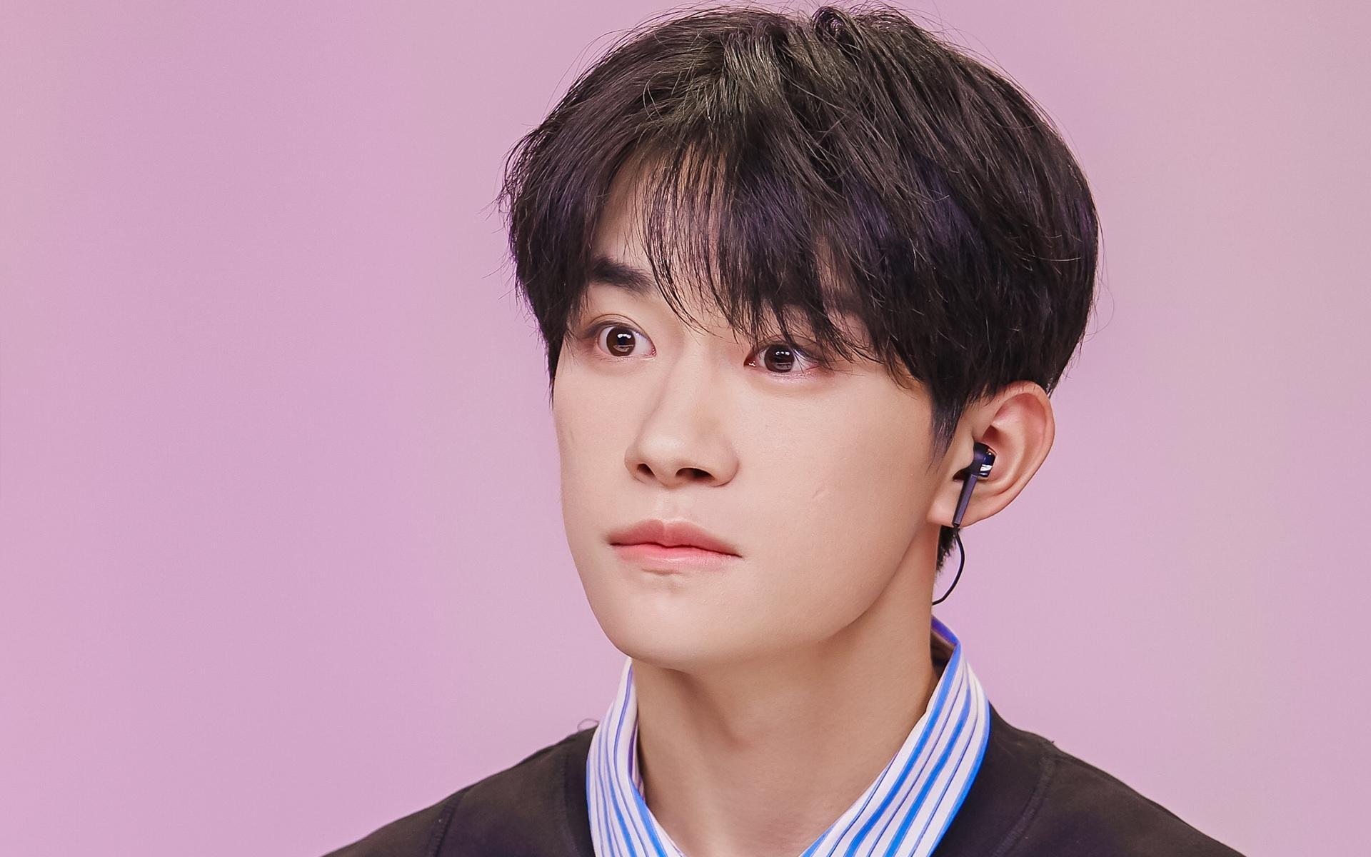 开云体育在线-当德甲争冠夜遇上梅西时刻，一场关于唯一性的足球叙事