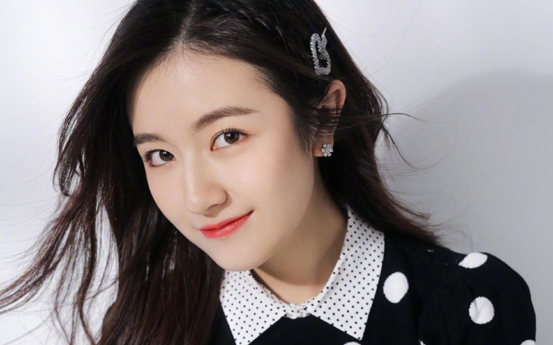 开云体育登录-双星闪耀之夜，克罗地亚险胜法国，梅西在年度焦点之战接管比赛