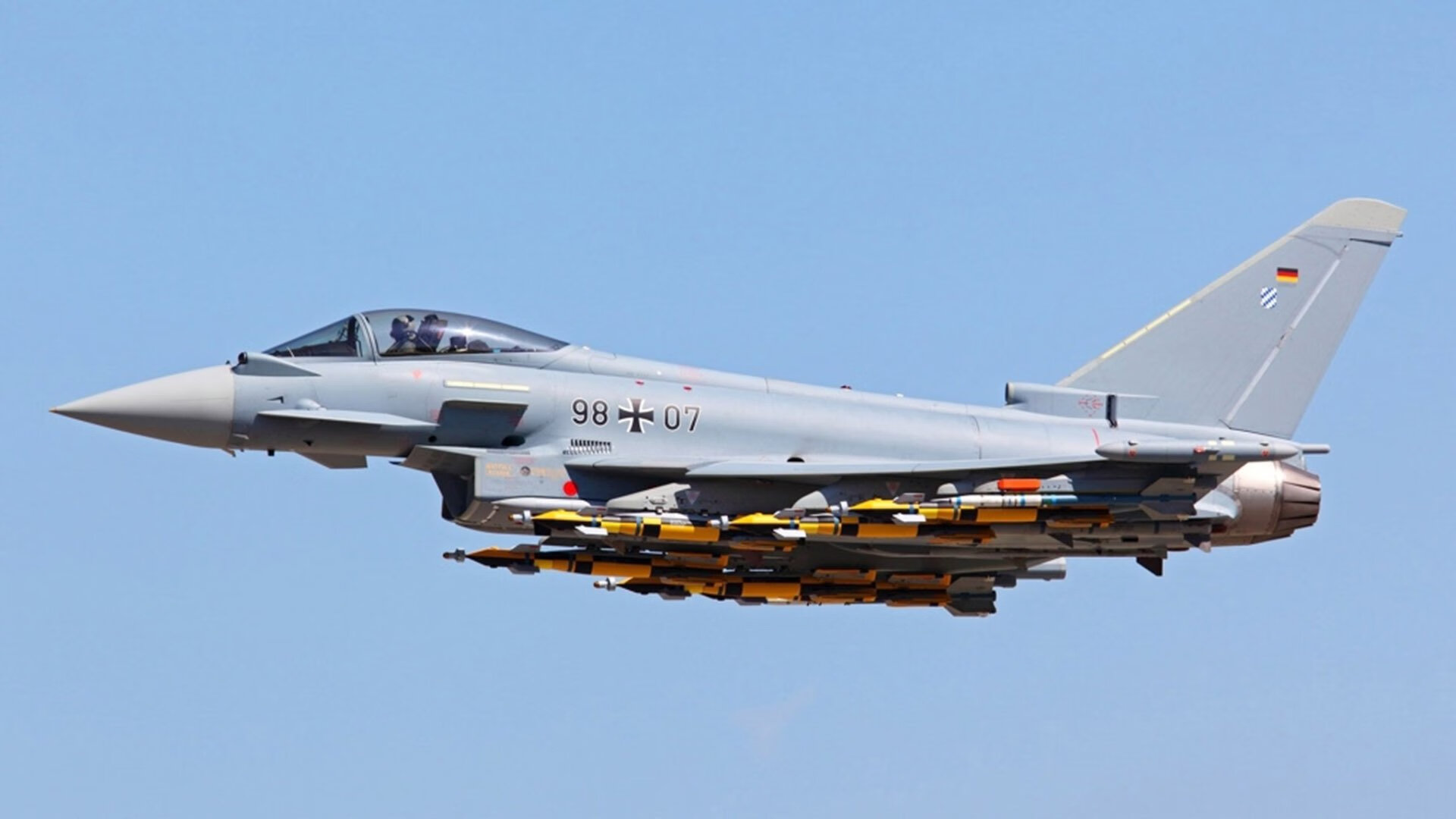 开云体育app-跨界对决,当勒沃库森的冠军之心遭遇乌拉圭铁血,孔德诠释何为真正统治力