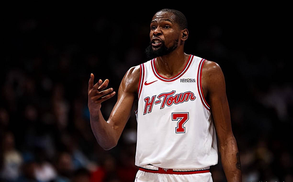 开云体育app-快船对阵吉林队，杜兰特攻防两端统治