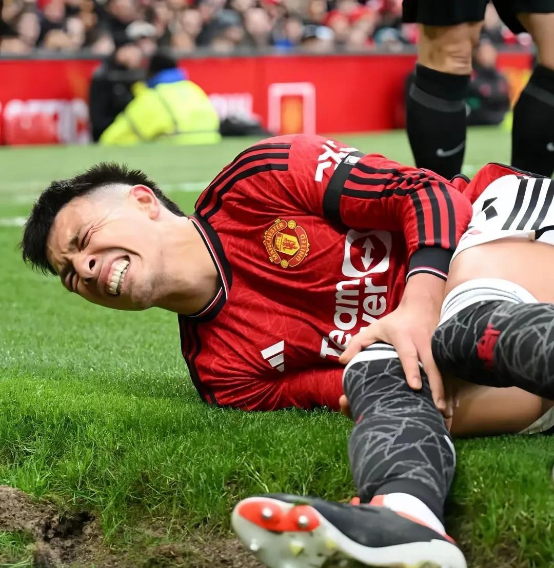 开云APP-曼联单节拉开厄瓜多尔，富安健洋冠军级表现